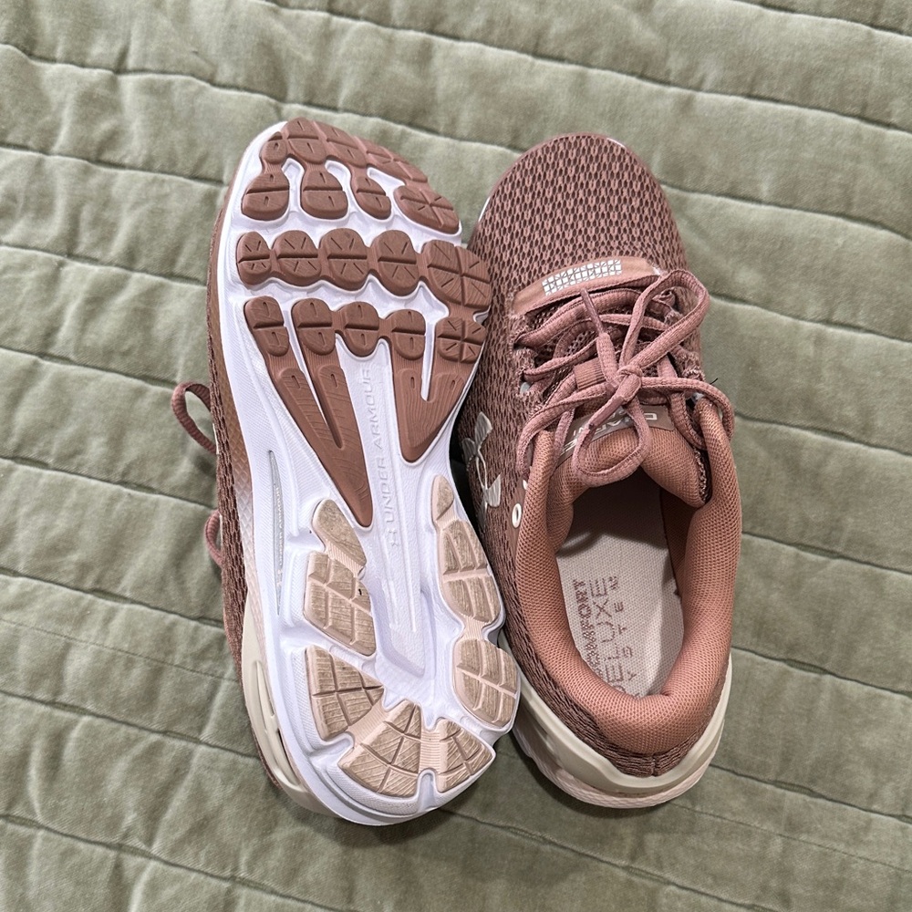 Under Armour Women's Athletic Shoes in Mauve - Picture 4 of 4